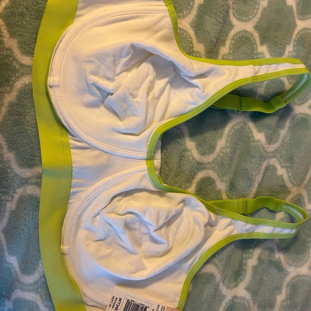 Fruit of the Loom cotton underwire bra, 40D, NWT - Picture 2 of 4